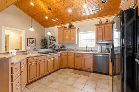 3100 Floyd Road Eagleville TN 37060