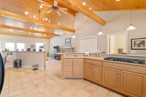 3100 Floyd Road Eagleville TN 37060