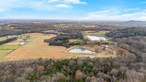 3100 Floyd Road Eagleville TN 37060
