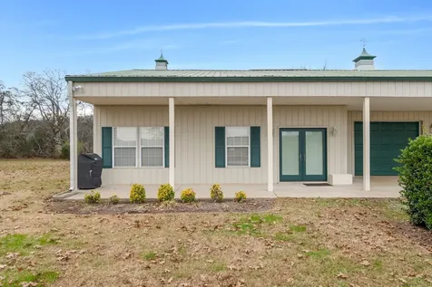 3100 Floyd Road Eagleville TN 37060