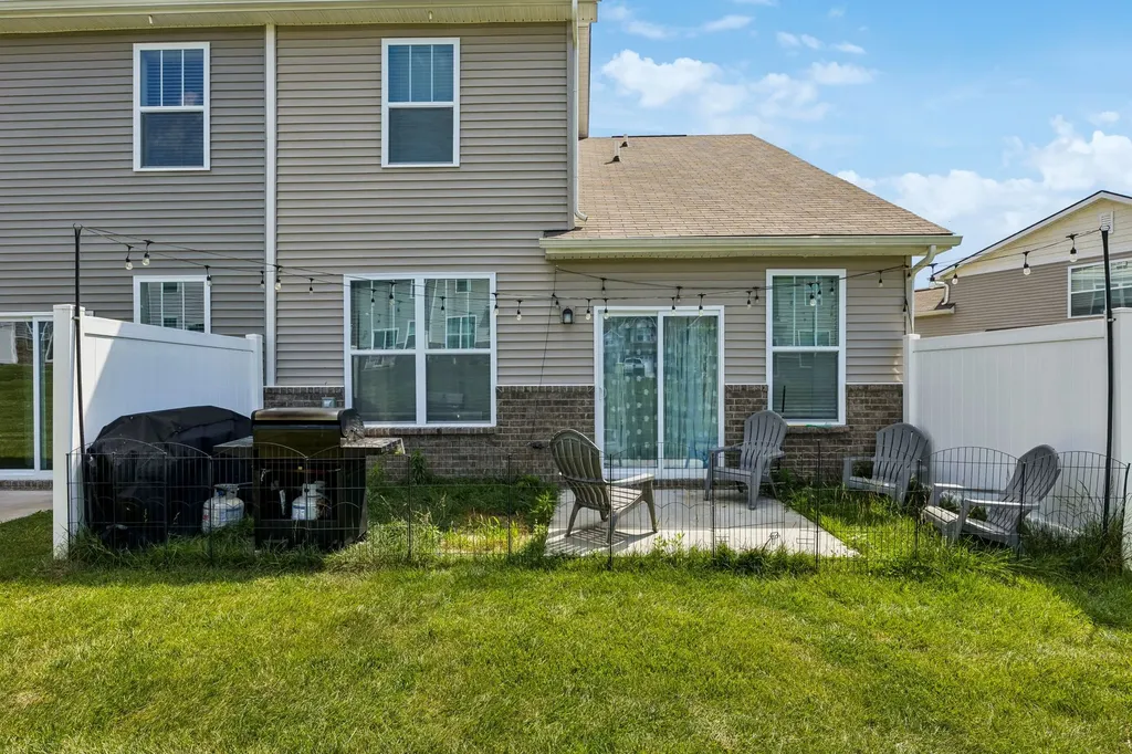 566 Trinity Way Spring Hill TN 37174