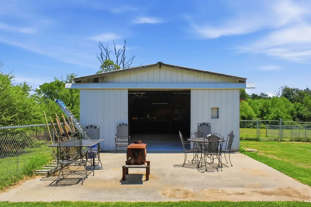 3300 Doyle Frazier Road Morrison TN 37357