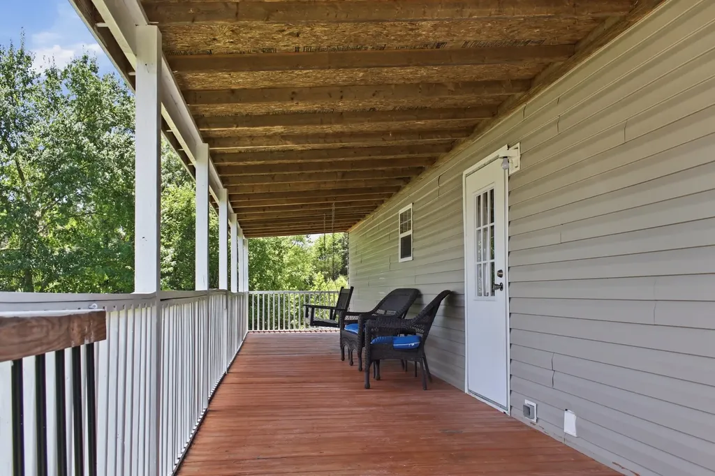 3300 Doyle Frazier Road Morrison TN 37357