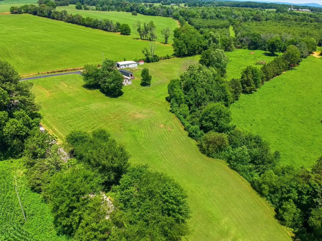3300 Doyle Frazier Road Morrison TN 37357