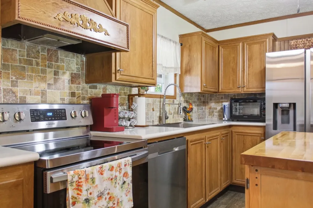 3300 Doyle Frazier Road Morrison TN 37357