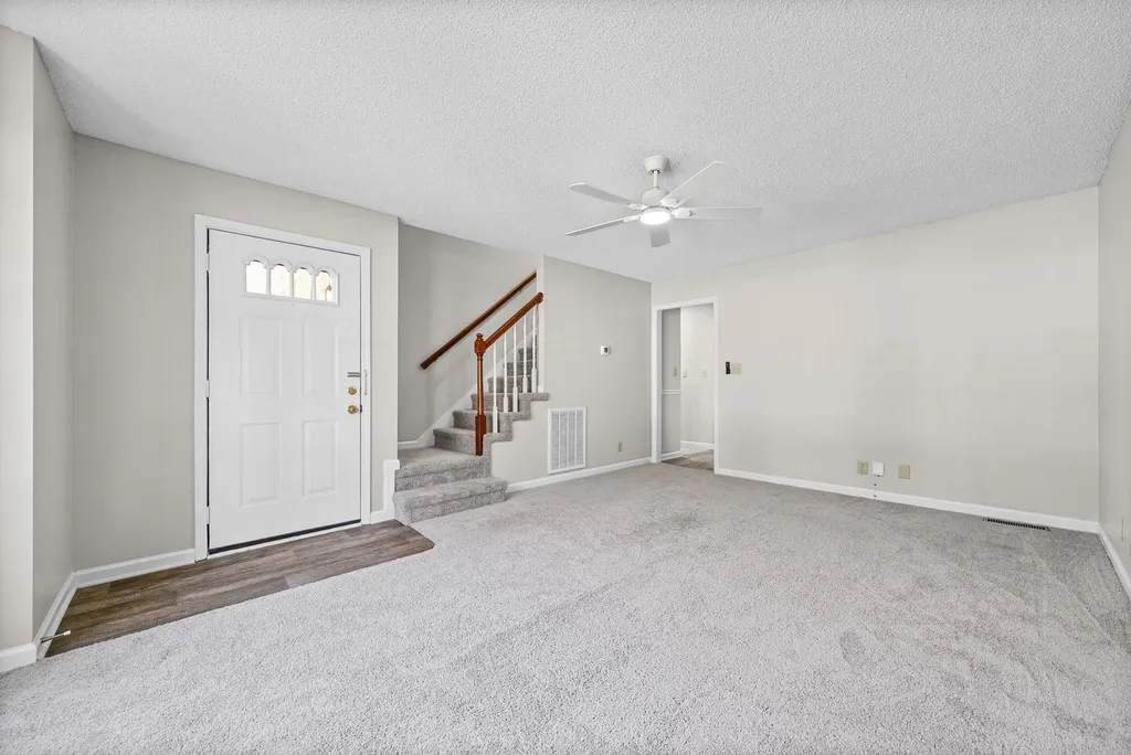 3327 S Senseney Circle Clarksville TN 37042