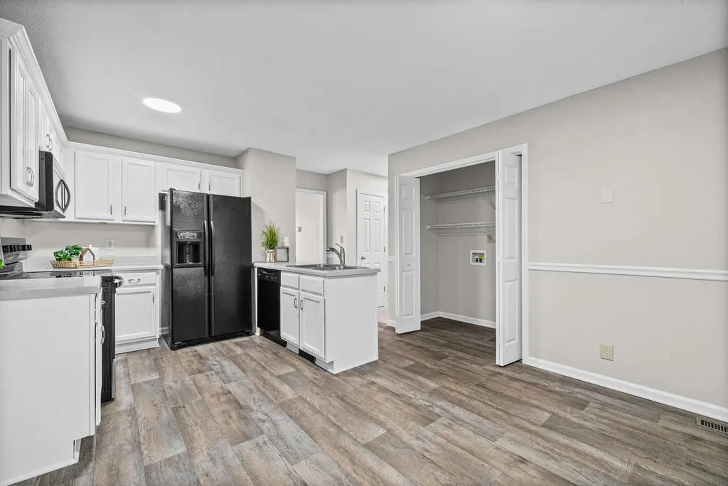 3327 S Senseney Circle Clarksville TN 37042