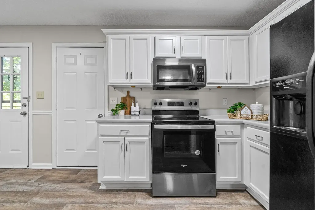 3327 S Senseney Circle Clarksville TN 37042
