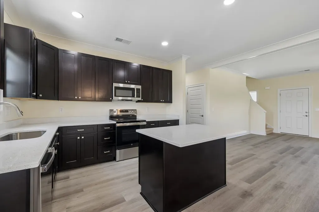 2212 Pickwick Place Murfreesboro TN 37127