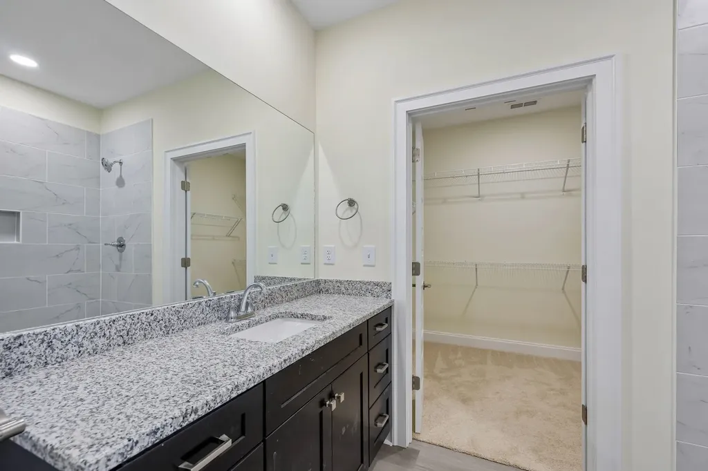 2212 Pickwick Place Murfreesboro TN 37127