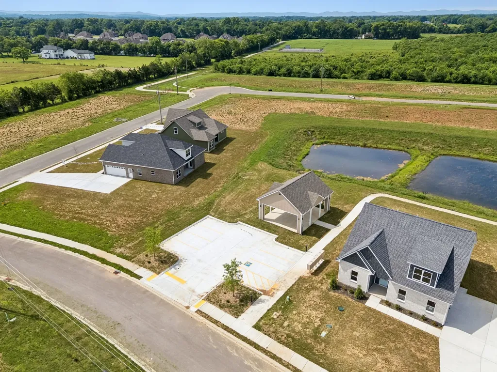 2212 Pickwick Place Murfreesboro TN 37127