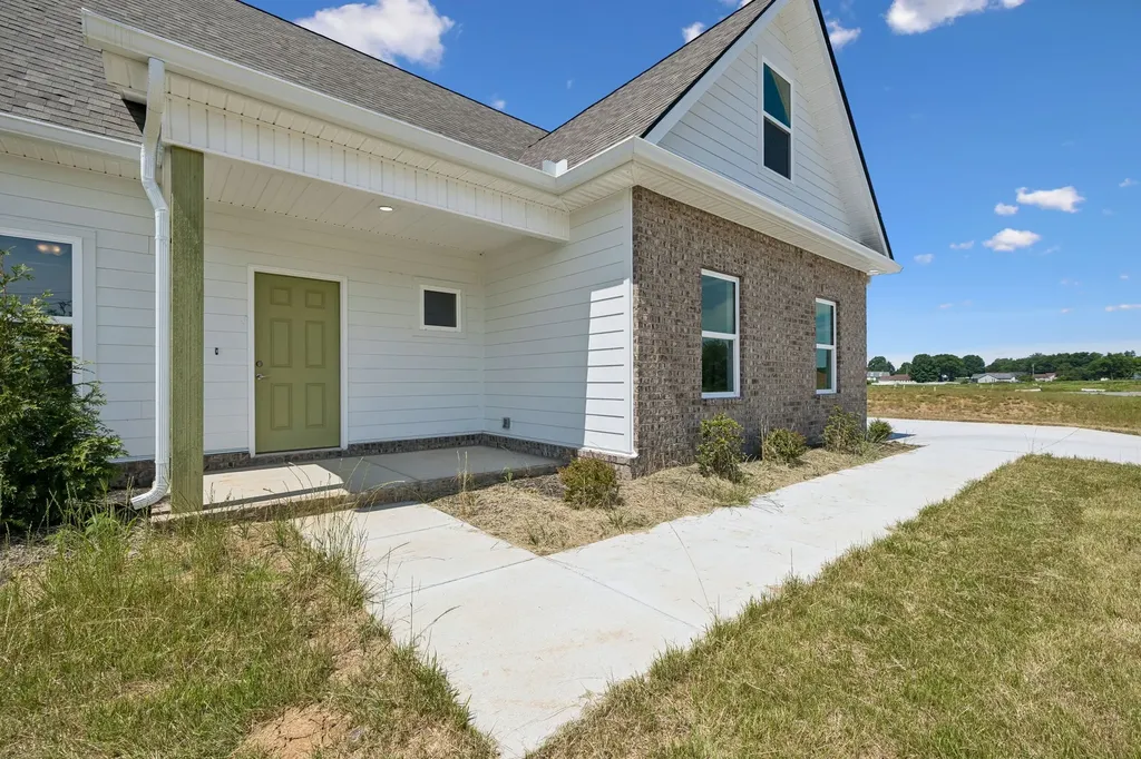 2212 Pickwick Place Murfreesboro TN 37127
