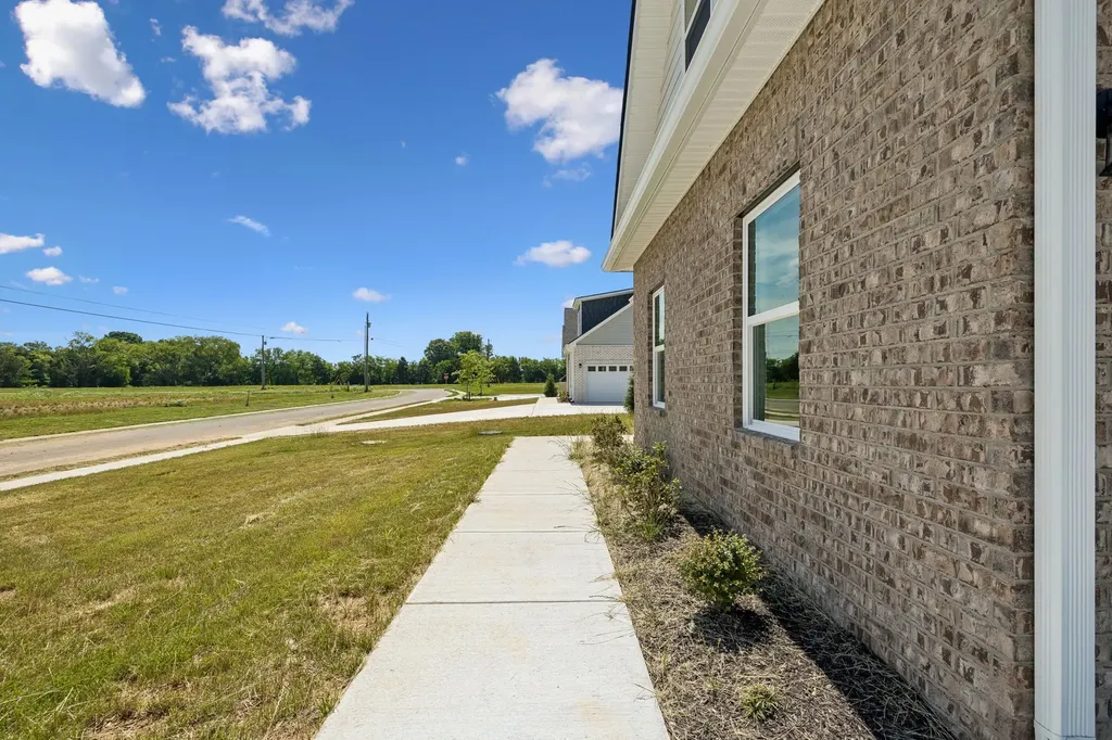 2212 Pickwick Place Murfreesboro TN 37127
