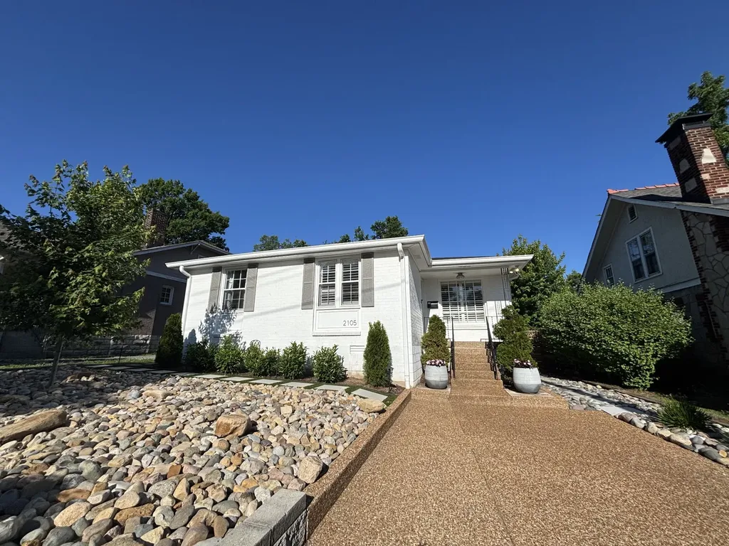 2105 18th Ave, S Nashville TN 37212