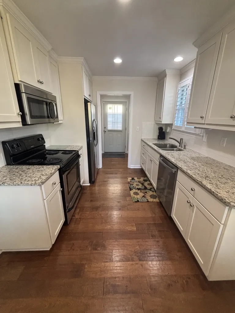 2105 18th Ave, S Nashville TN 37212