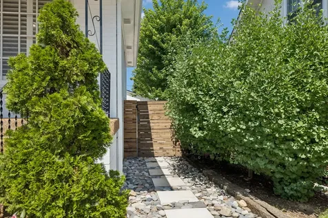 2105 18th Ave, S Nashville TN 37212