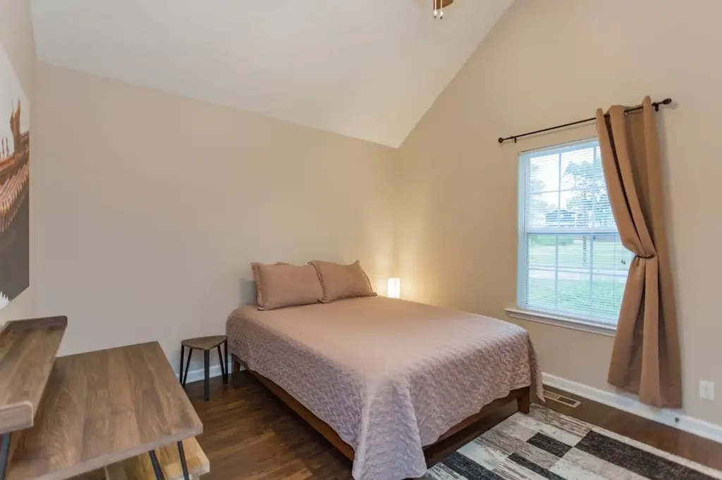 1809 Underwood Street Nashville TN 37208