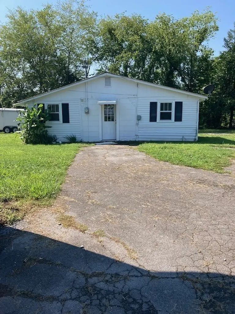 317 Mcminnville Highway Woodbury TN 37190