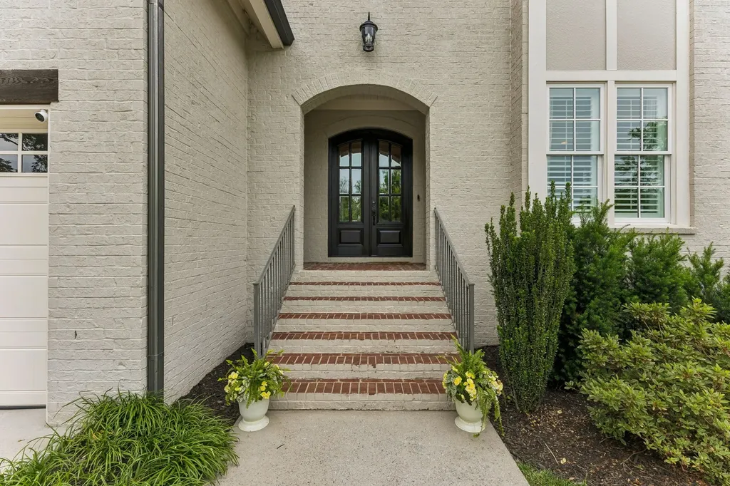 4208A Farrar Avenue Nashville TN 37215