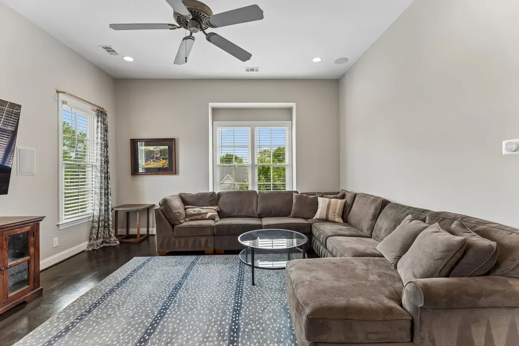 4208A Farrar Avenue Nashville TN 37215