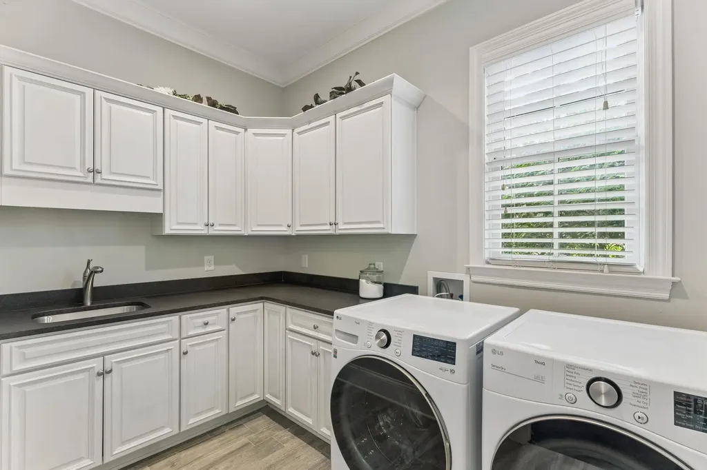 4208A Farrar Avenue Nashville TN 37215