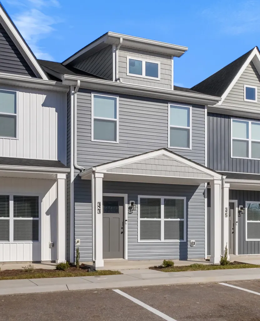 323 Front Ridge Circle Clarksville TN 37040