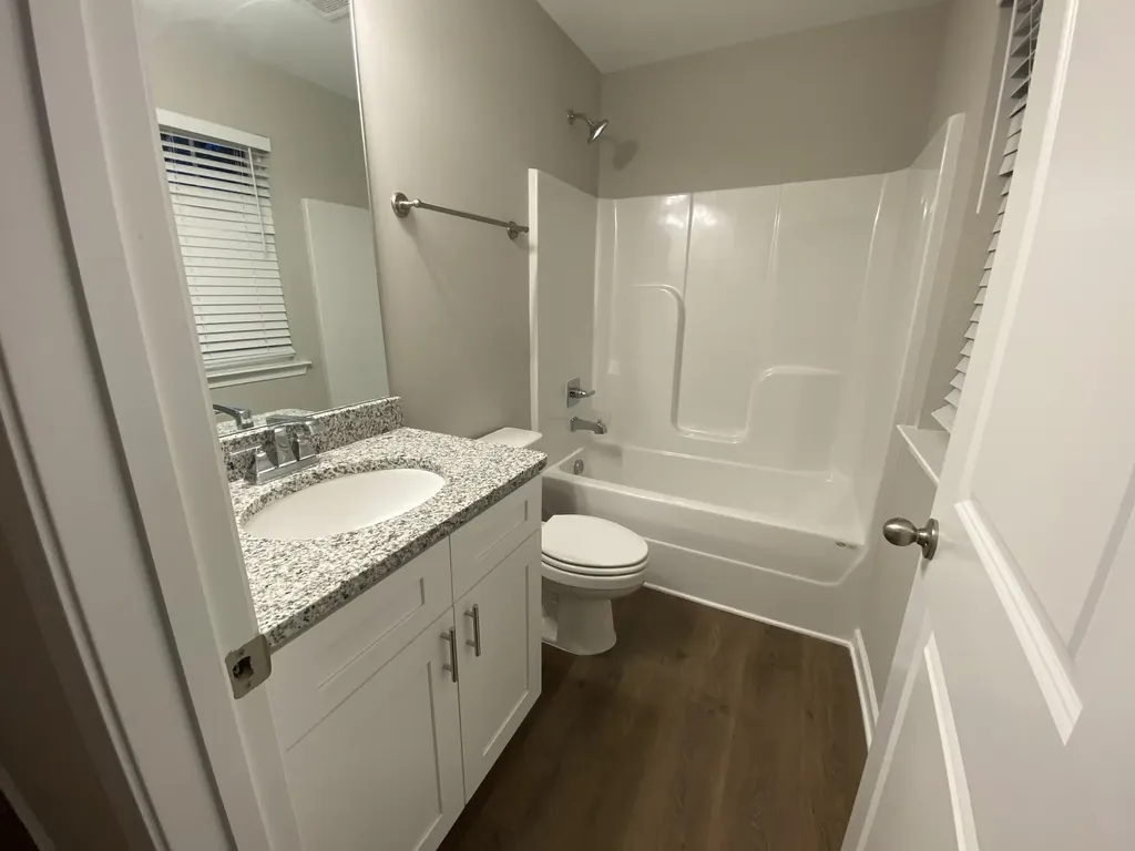 201 Tara Court Columbia TN 38401
