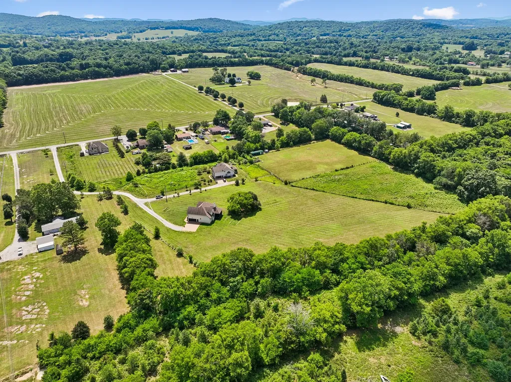 3930 Big Springs Road Lebanon TN 37090