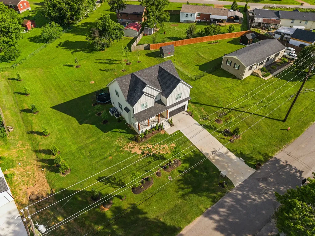 3406 Lallemand Drive Nashville TN 37211