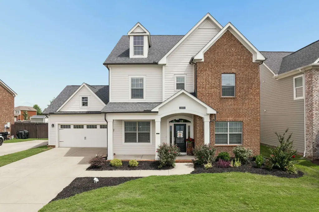 807 Sapphire Drive Murfreesboro TN 37128