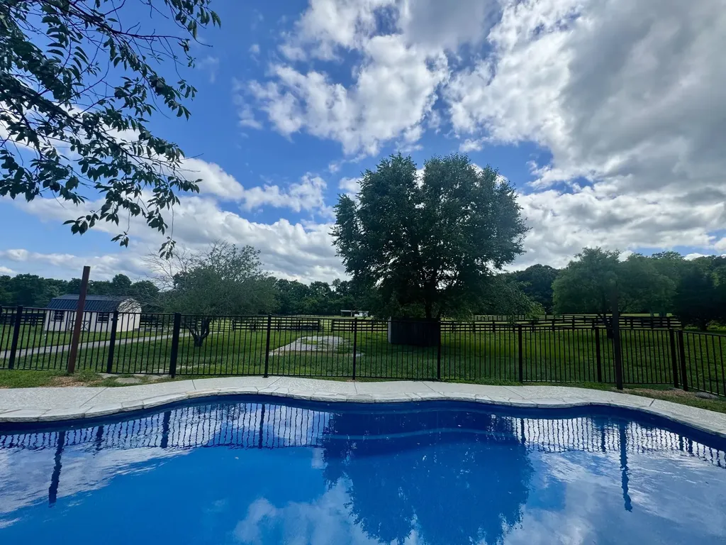 1205 Sequoya Trail Columbia TN 38401