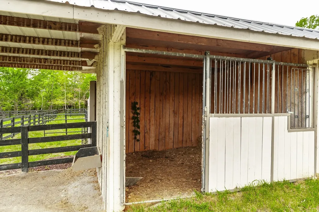 1205 Sequoya Trail Columbia TN 38401