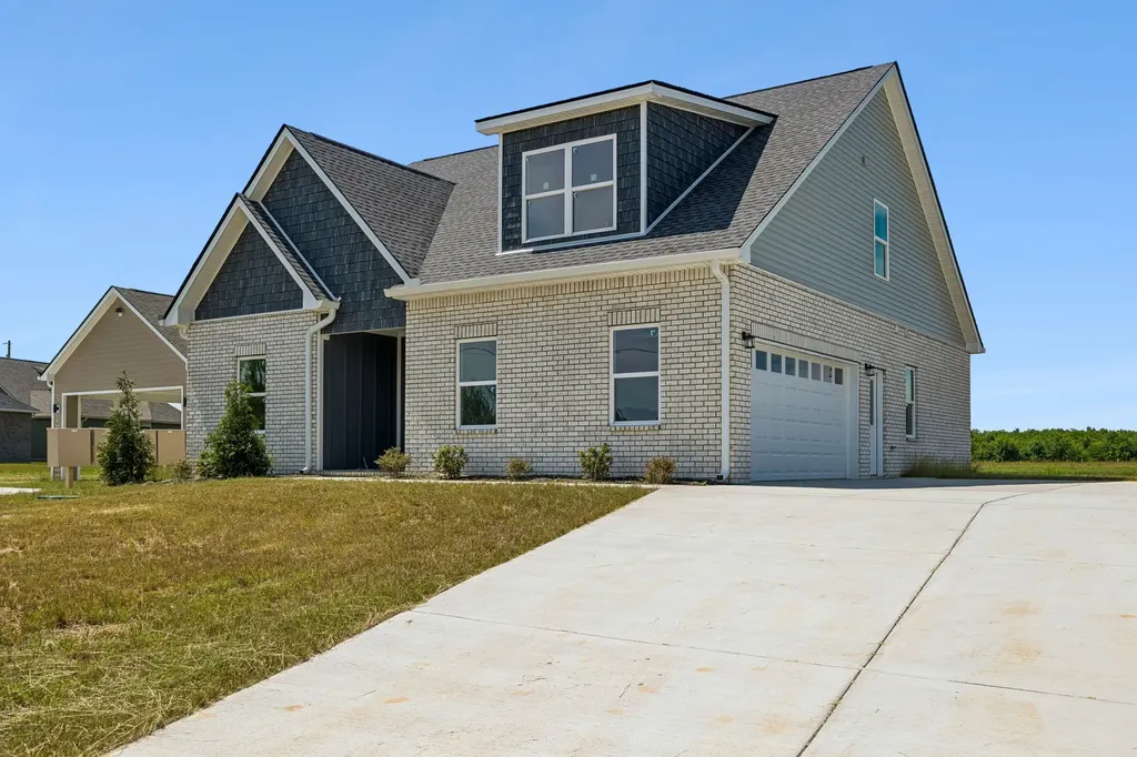 2216 Pickwick Place Murfreesboro TN 37127
