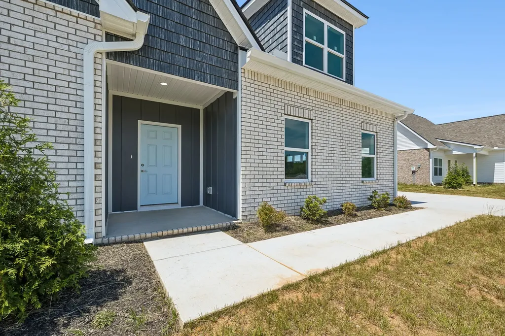 2216 Pickwick Place Murfreesboro TN 37127