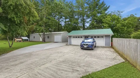 144 U T S I Road Estill Springs TN 37330