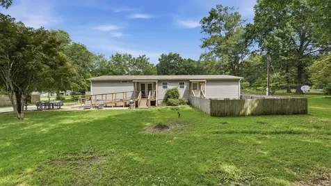 144 U T S I Road Estill Springs TN 37330