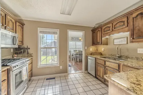 15 Jh Winborn Lane Savannah TN 38372