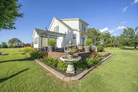 15 Jh Winborn Lane Savannah TN 38372