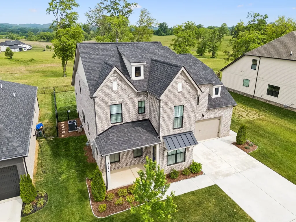 3287 Sassafras Lane Thompsons Station TN 37179