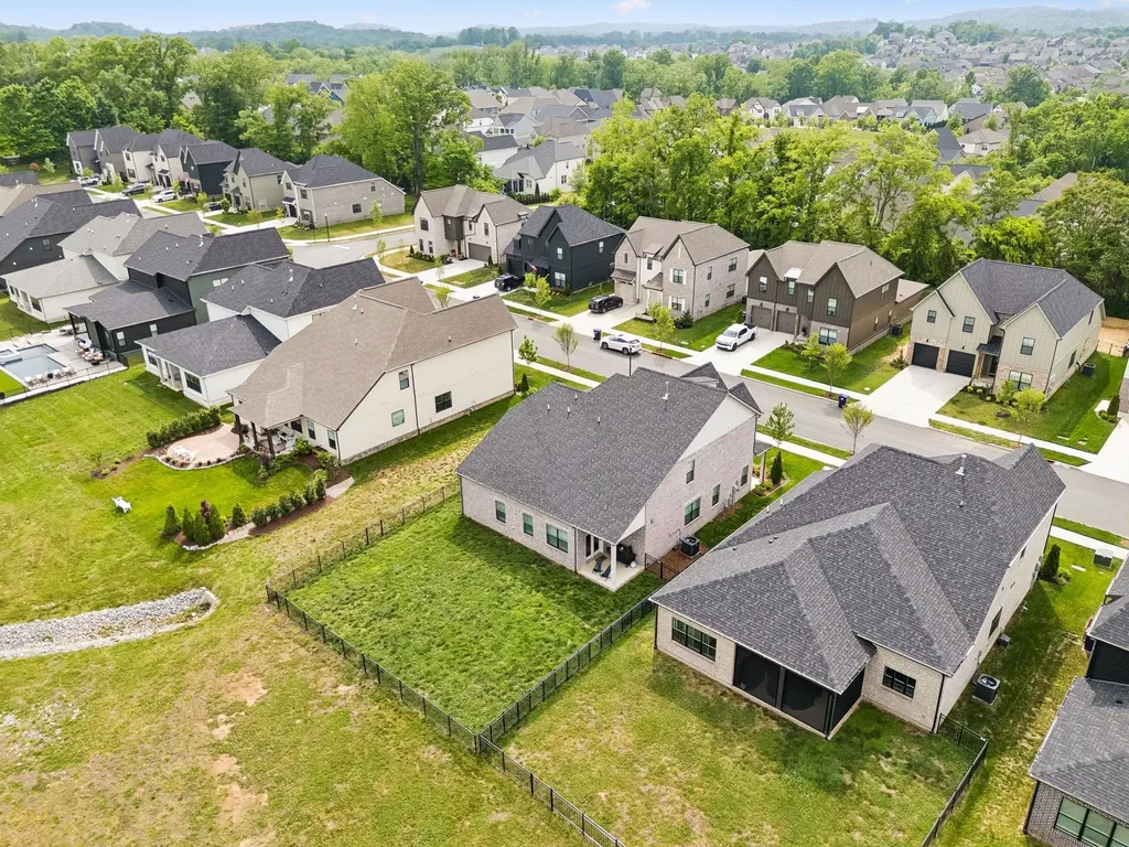 3287 Sassafras Lane Thompsons Station TN 37179