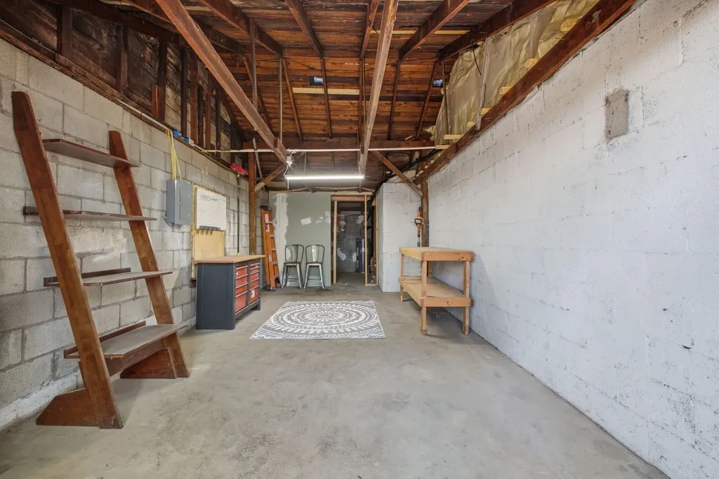 1215 N 7th Street Nashville TN 37207