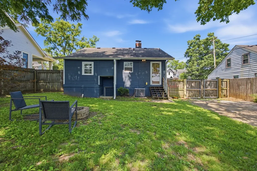 1215 N 7th Street Nashville TN 37207