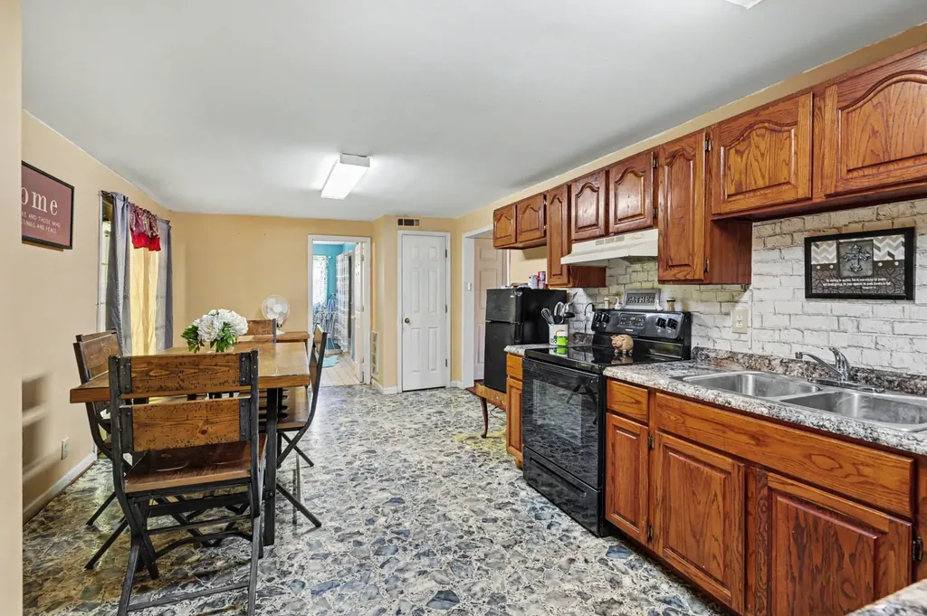 1241 Butler Bridge Road Portland TN 37148