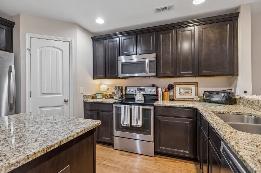 1319 Riverbrook Drive Hermitage TN 37076