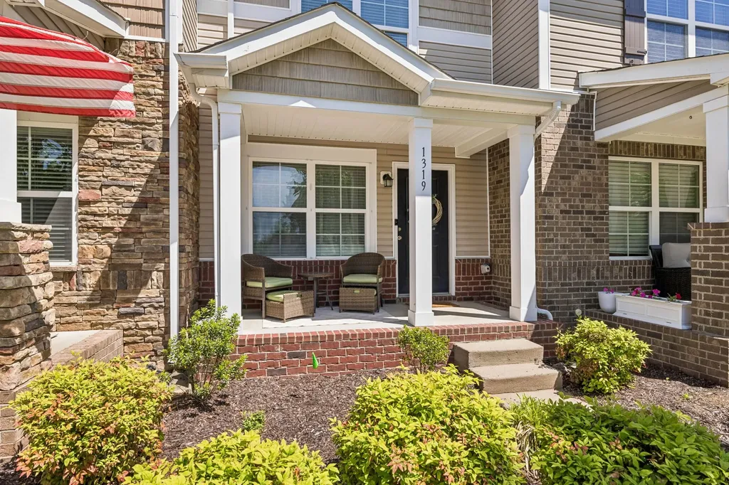 1319 Riverbrook Drive Hermitage TN 37076