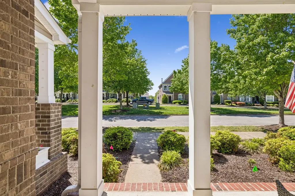 1319 Riverbrook Drive Hermitage TN 37076
