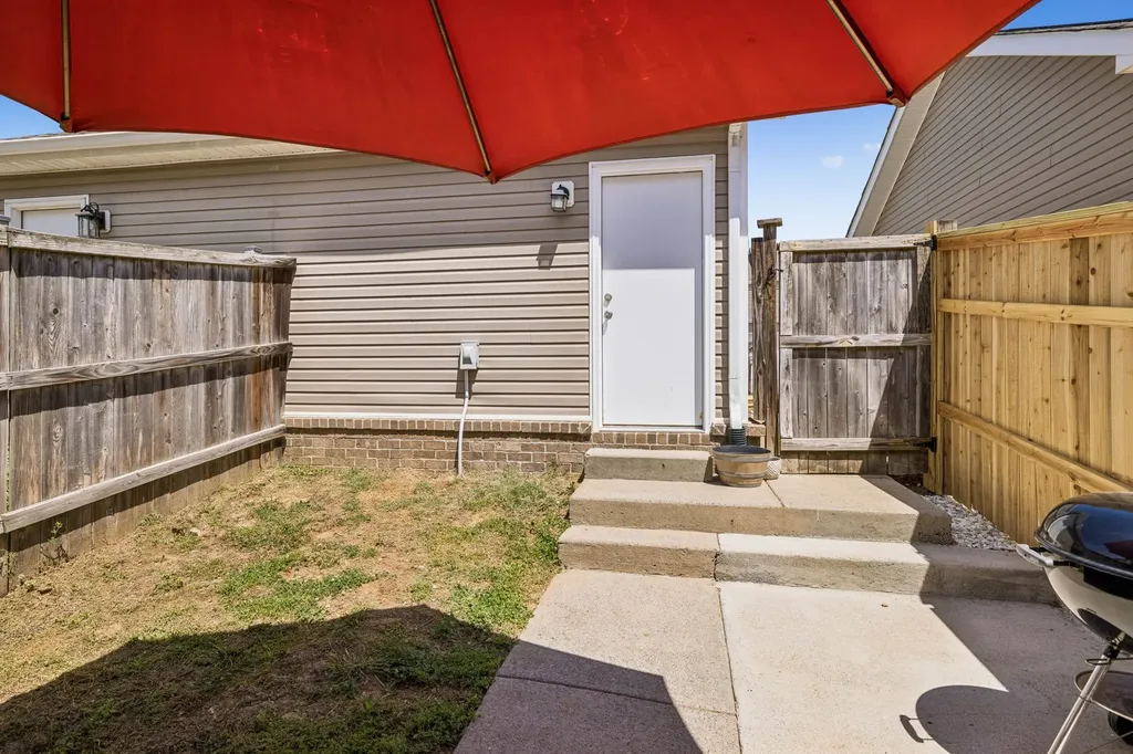 1319 Riverbrook Drive Hermitage TN 37076