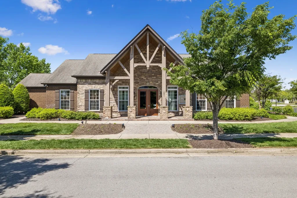 1319 Riverbrook Drive Hermitage TN 37076