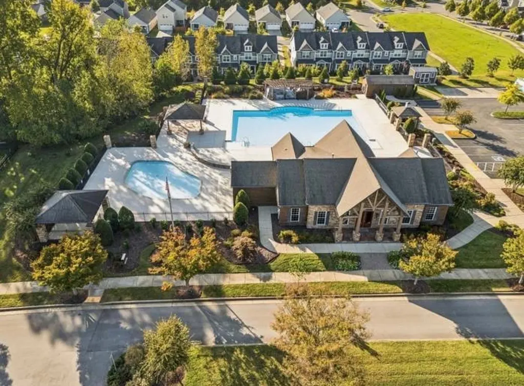 1319 Riverbrook Drive Hermitage TN 37076
