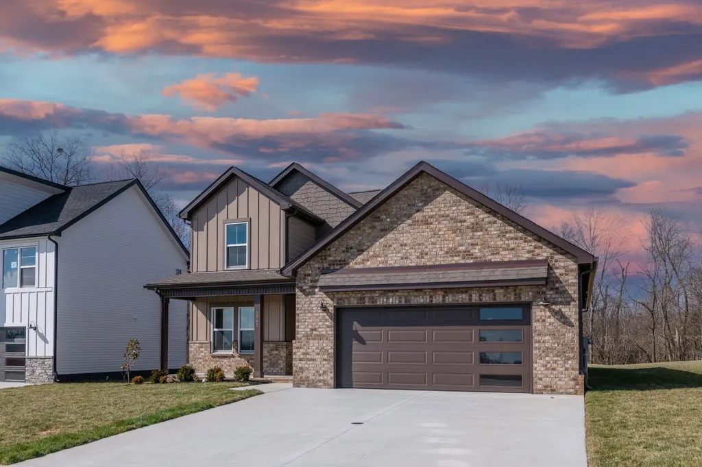 8 Miller Farm Clarksville TN 37043
